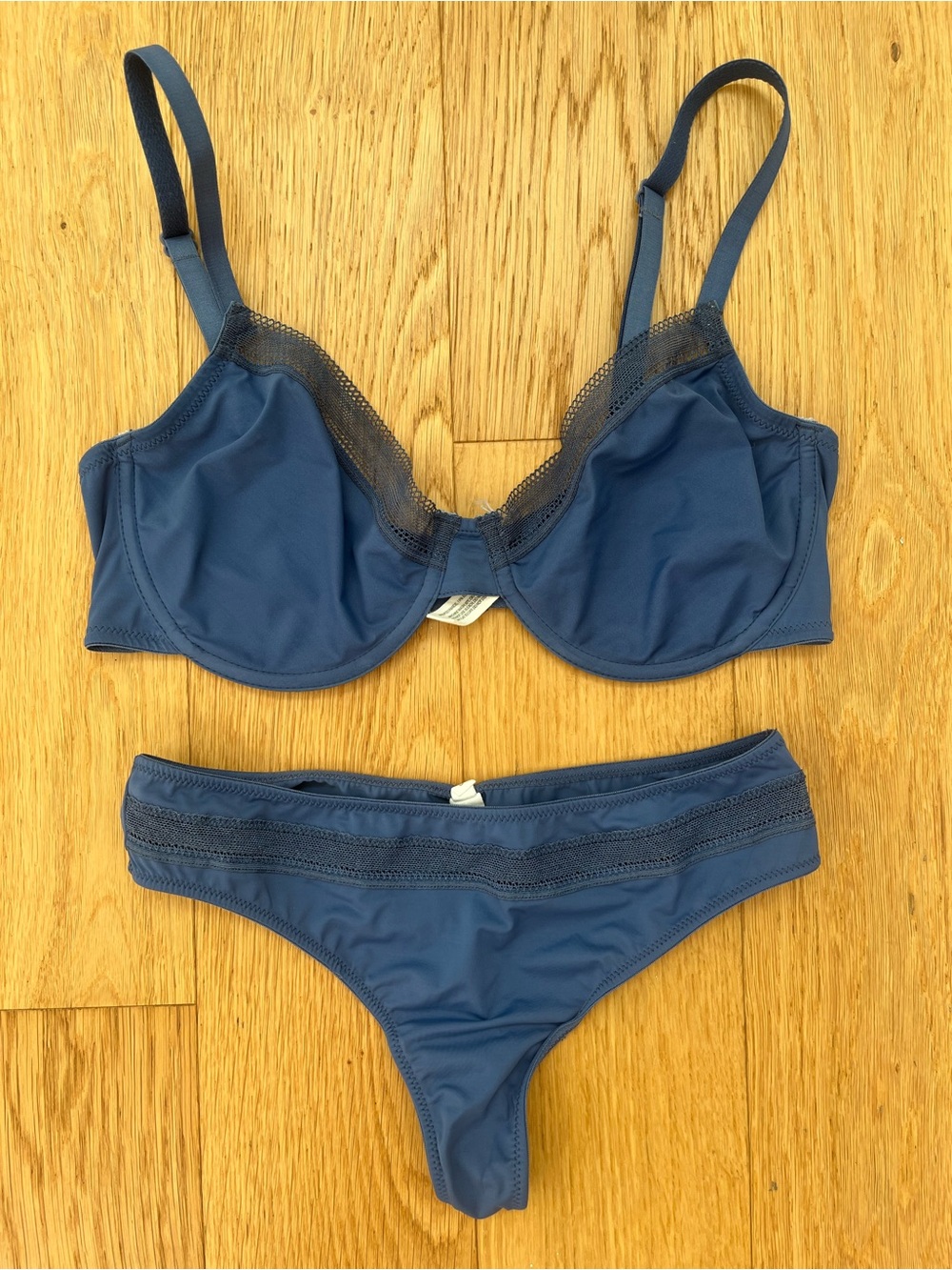 Else Lingerie Blue Nano Underwire Bra & Thong Set